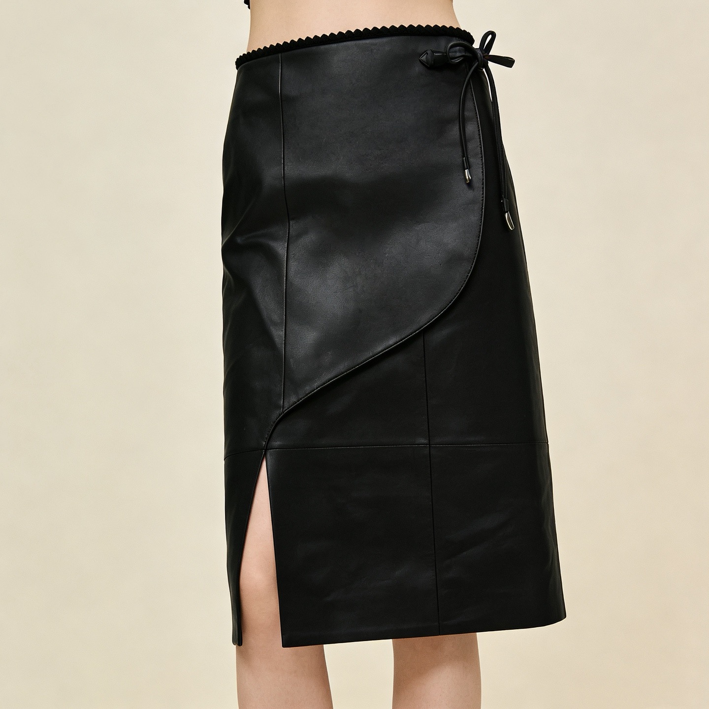 Her 26ss slit skirt