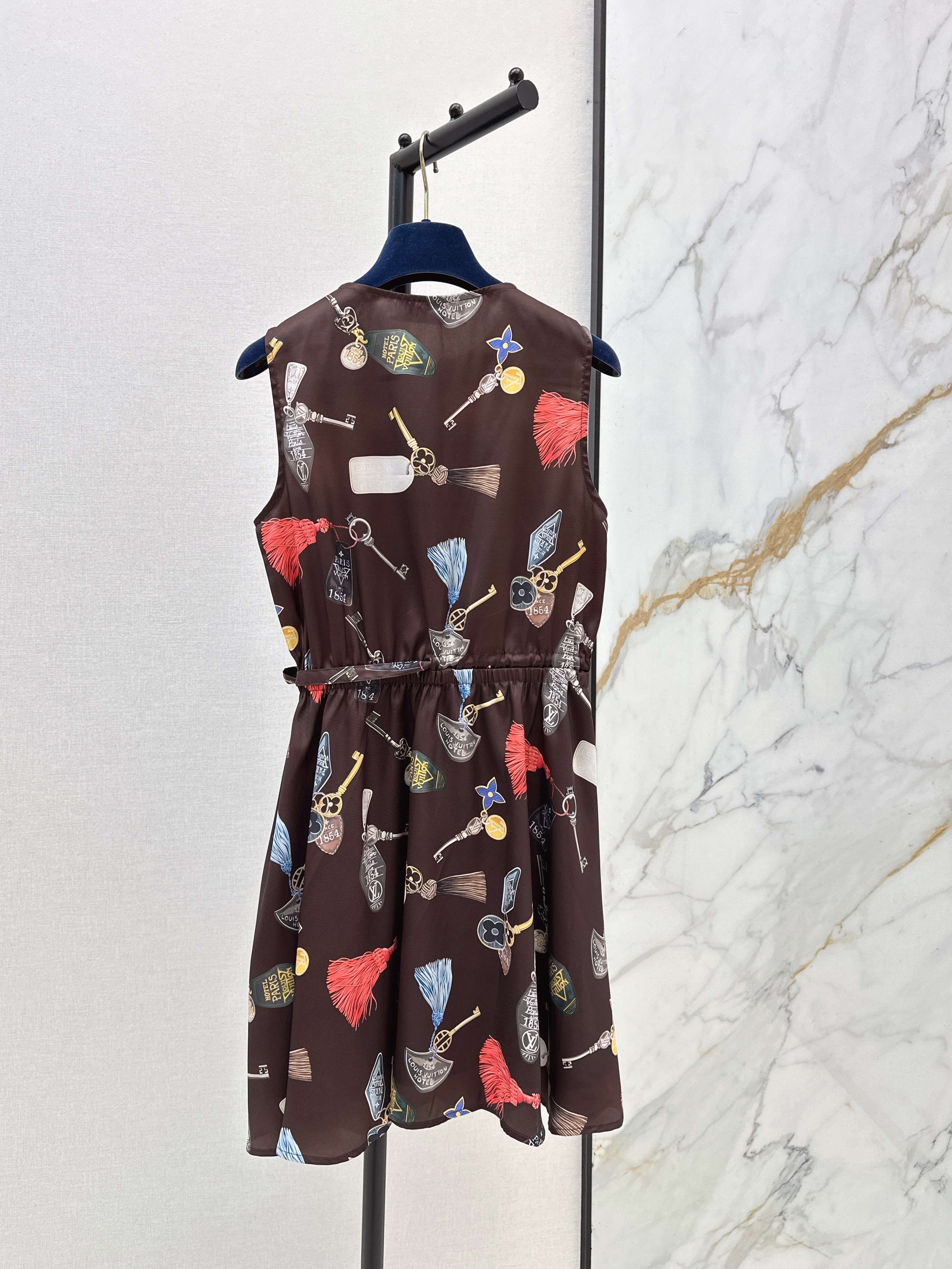 Loui 26ss sleeveless print dress