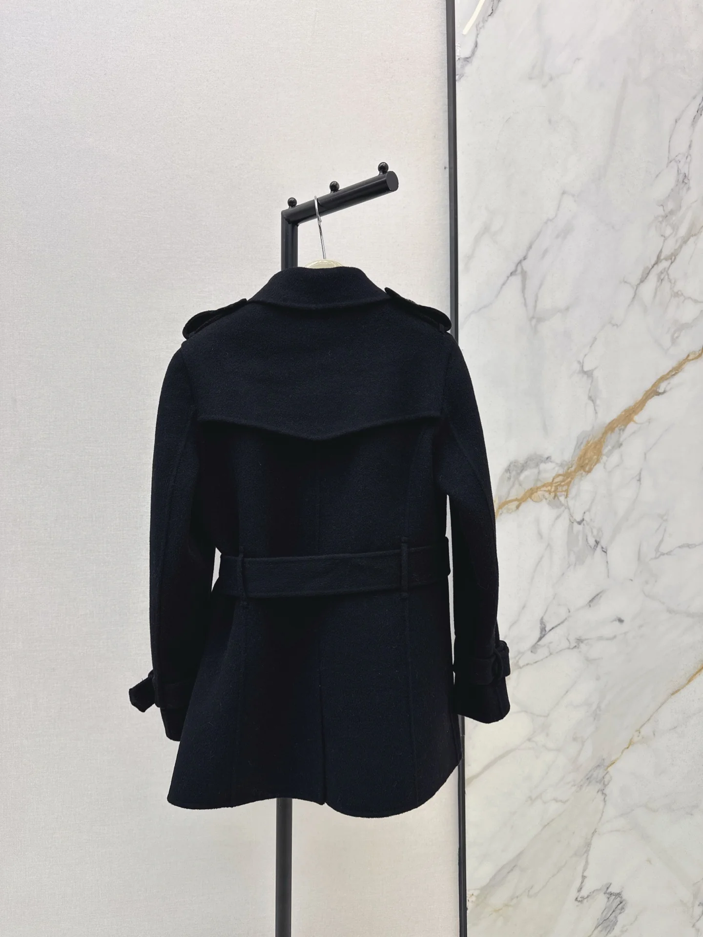 Bur 25fw trench coats