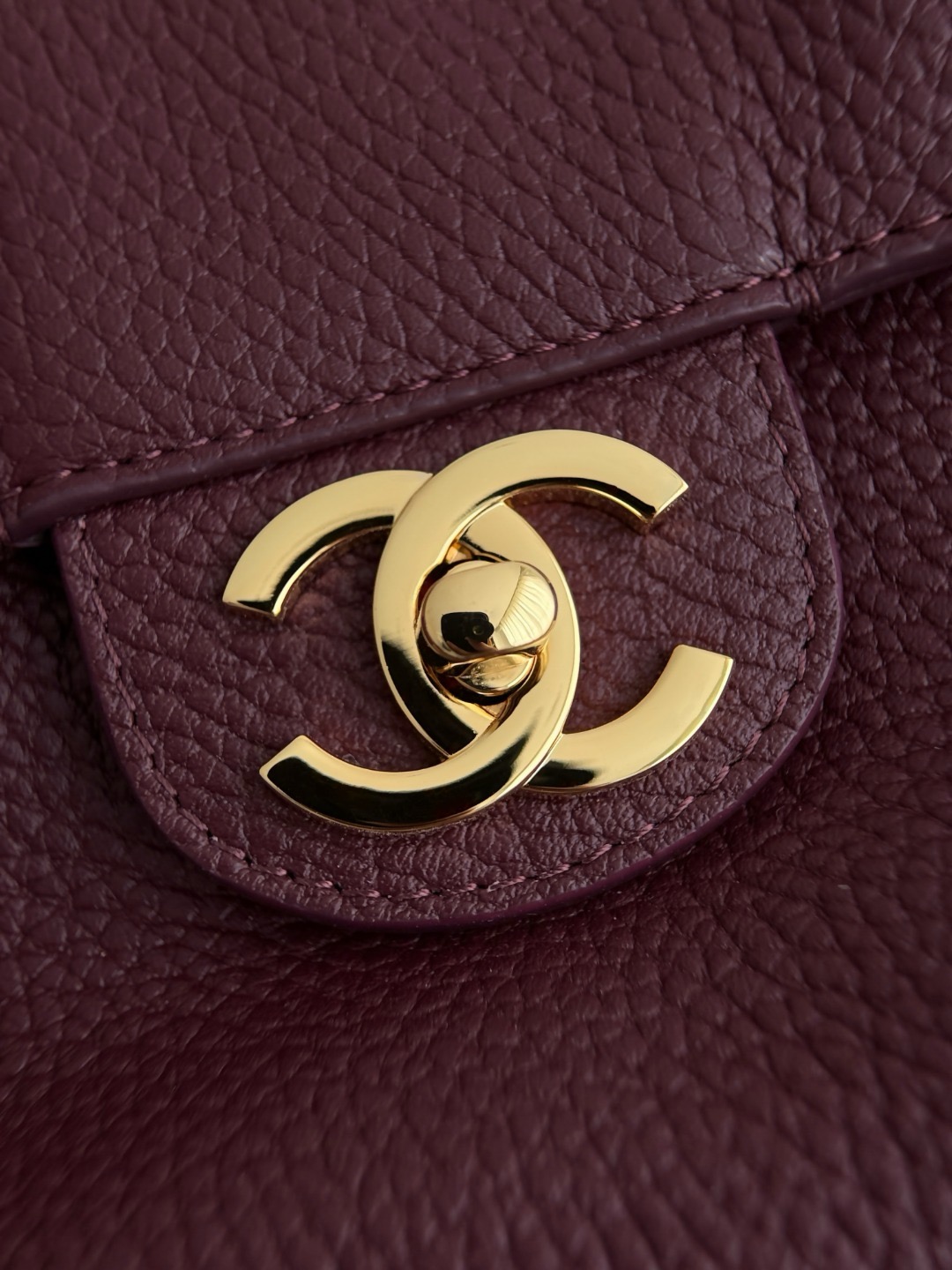 Chan 26S maxi flap bag