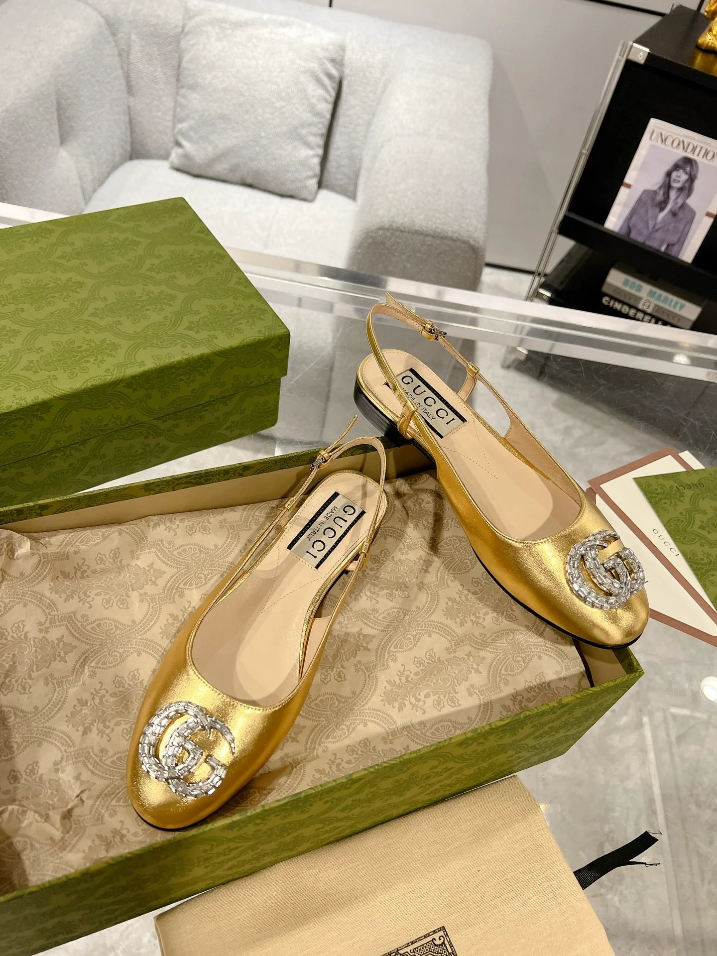 Gucc 25fw slingback flats with crystal diamond bling sandals