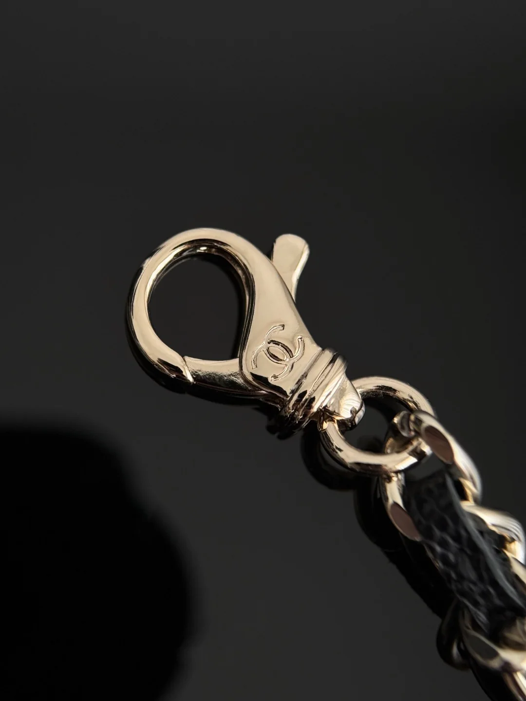 Chan 25P LP heart diamond shoulder bage