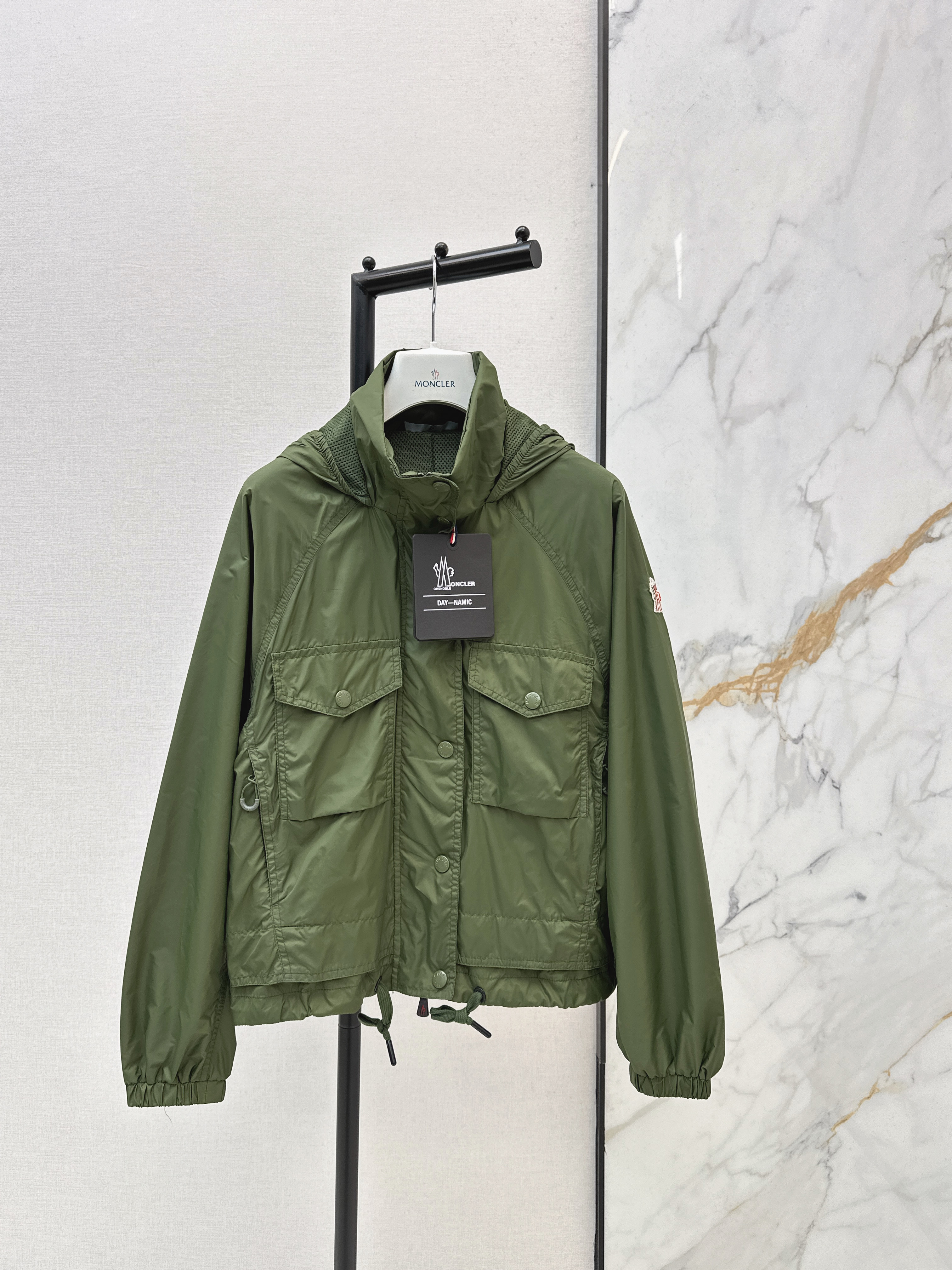 Monc 26ss trench coat