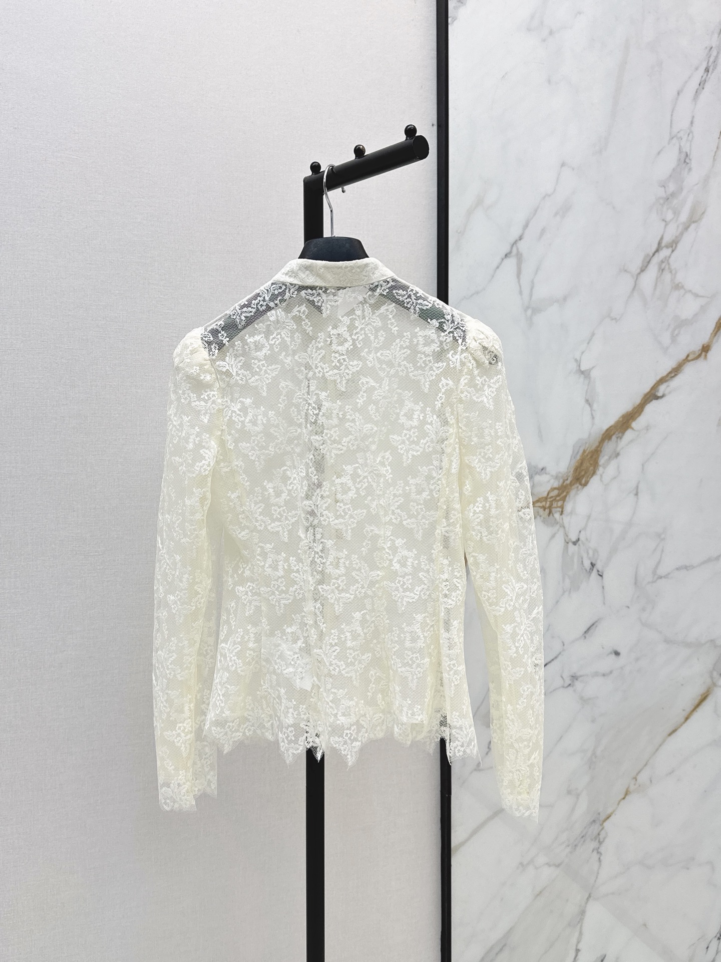 CD 26ss lace ruffle shirt