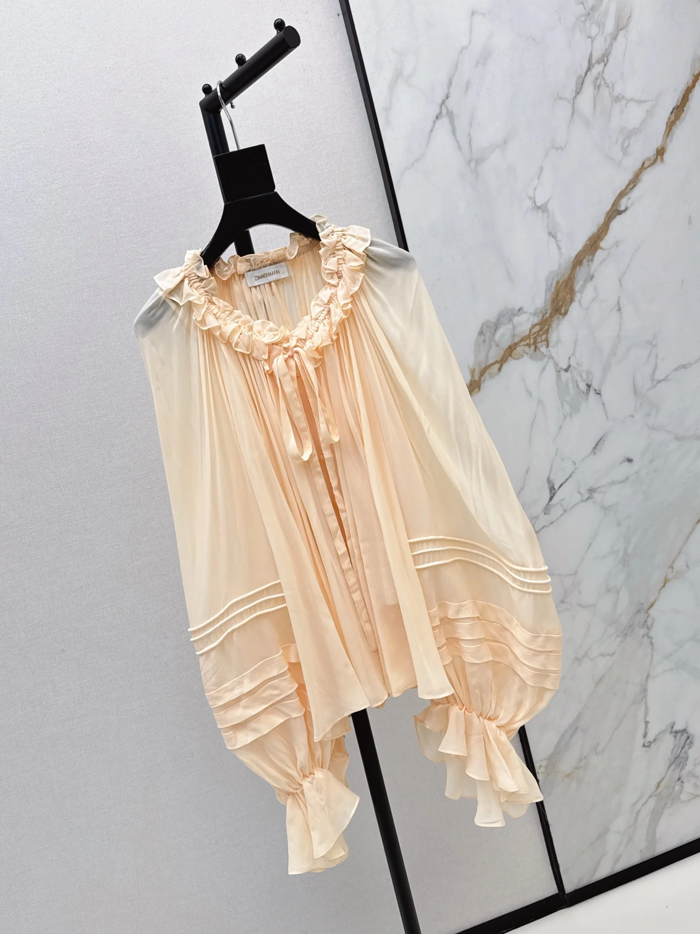 Zimm 25fw puff sleeve shirt