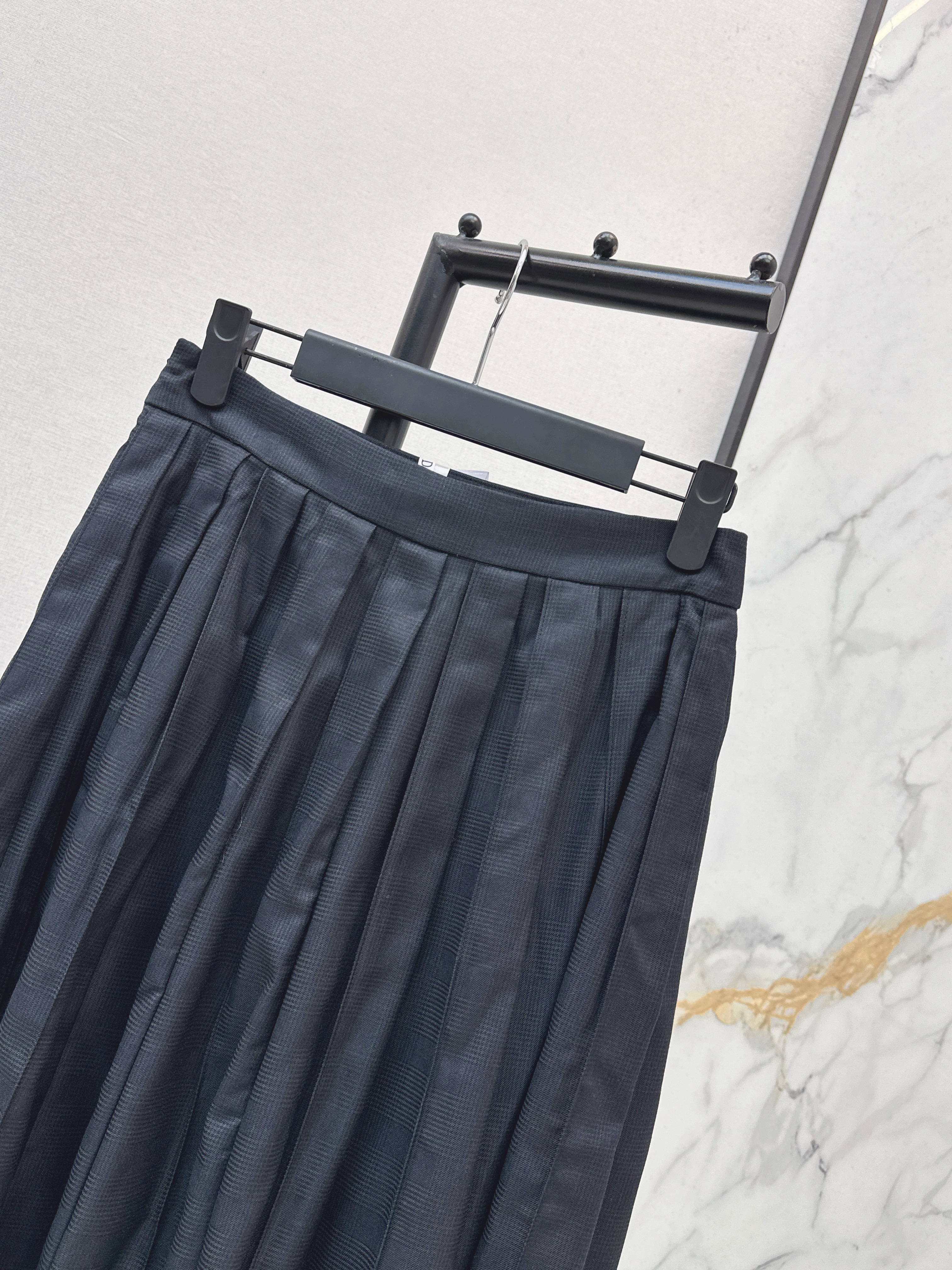 CD 26ss pleated skirt