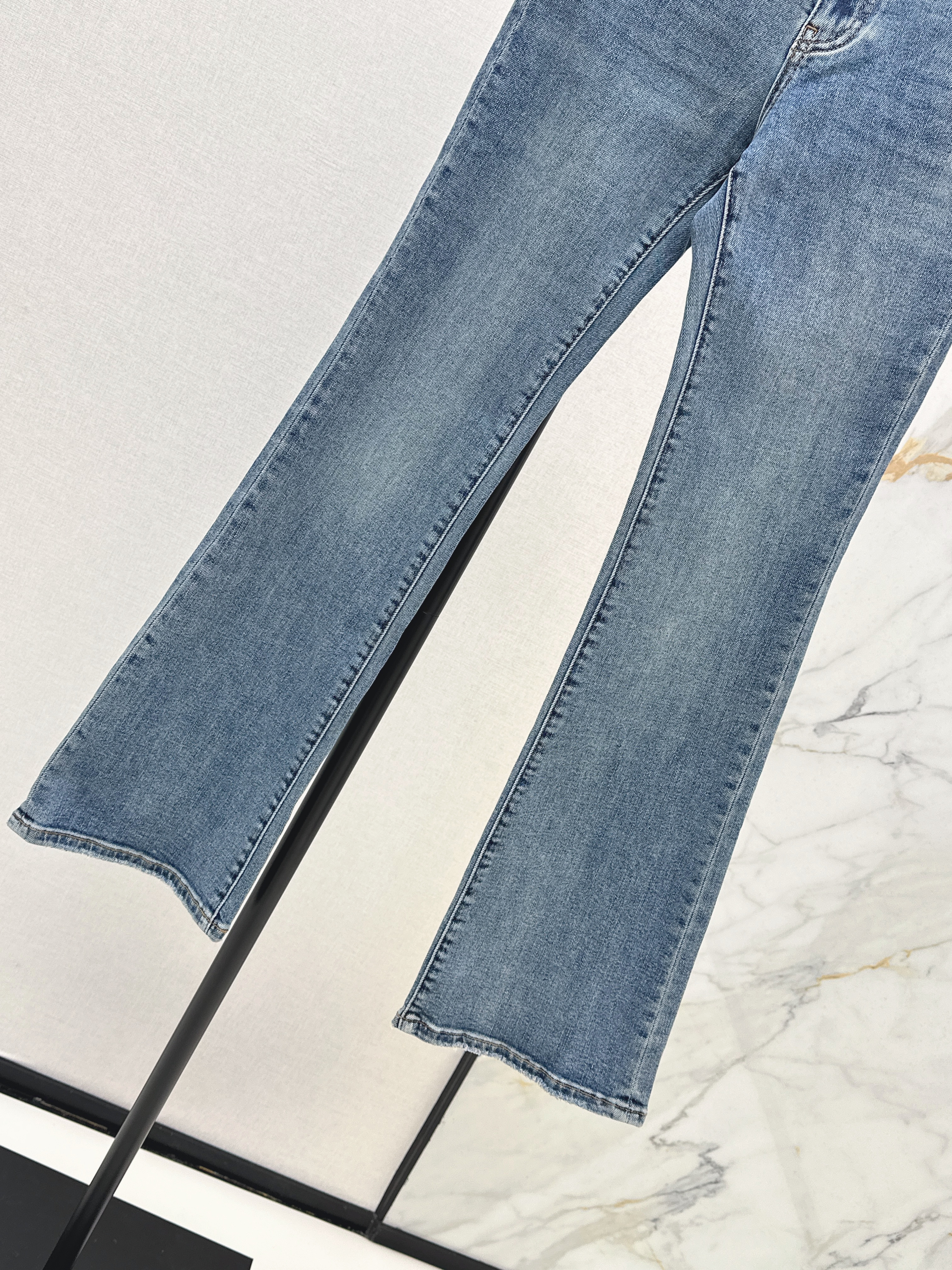 CD 26ss flared jeans