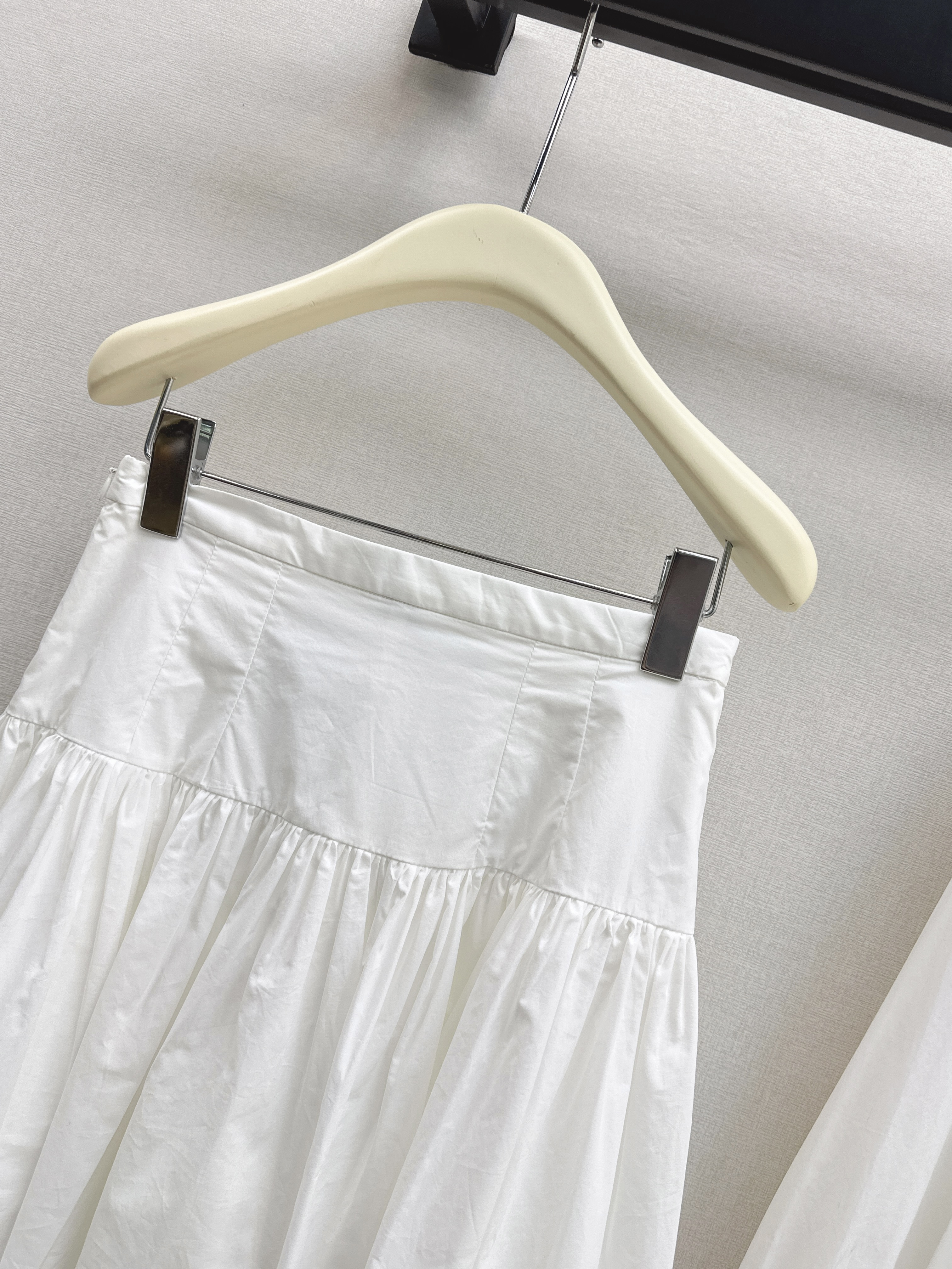 Dolc 26ss pleated skirt