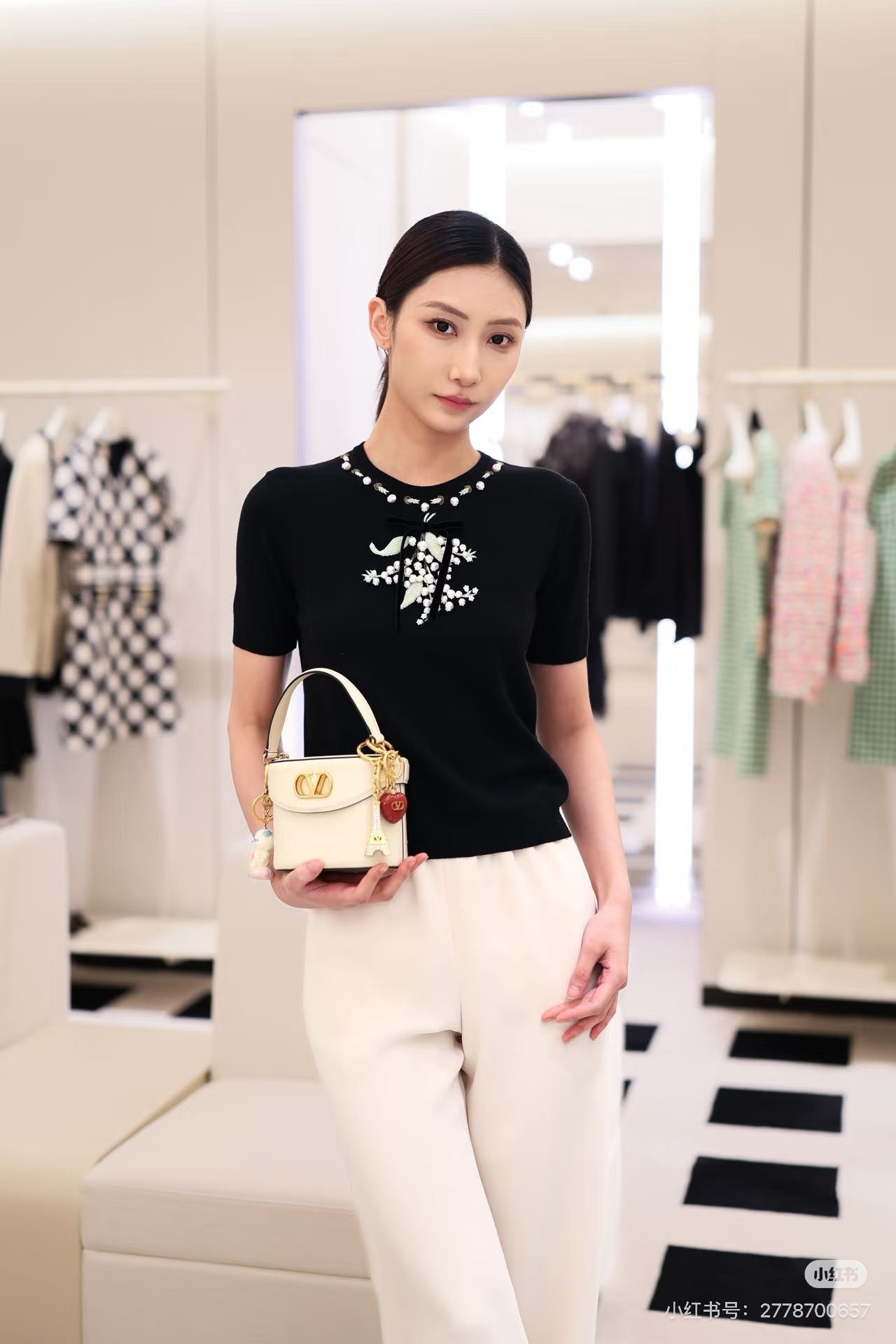 Valen 26ss beading sweater