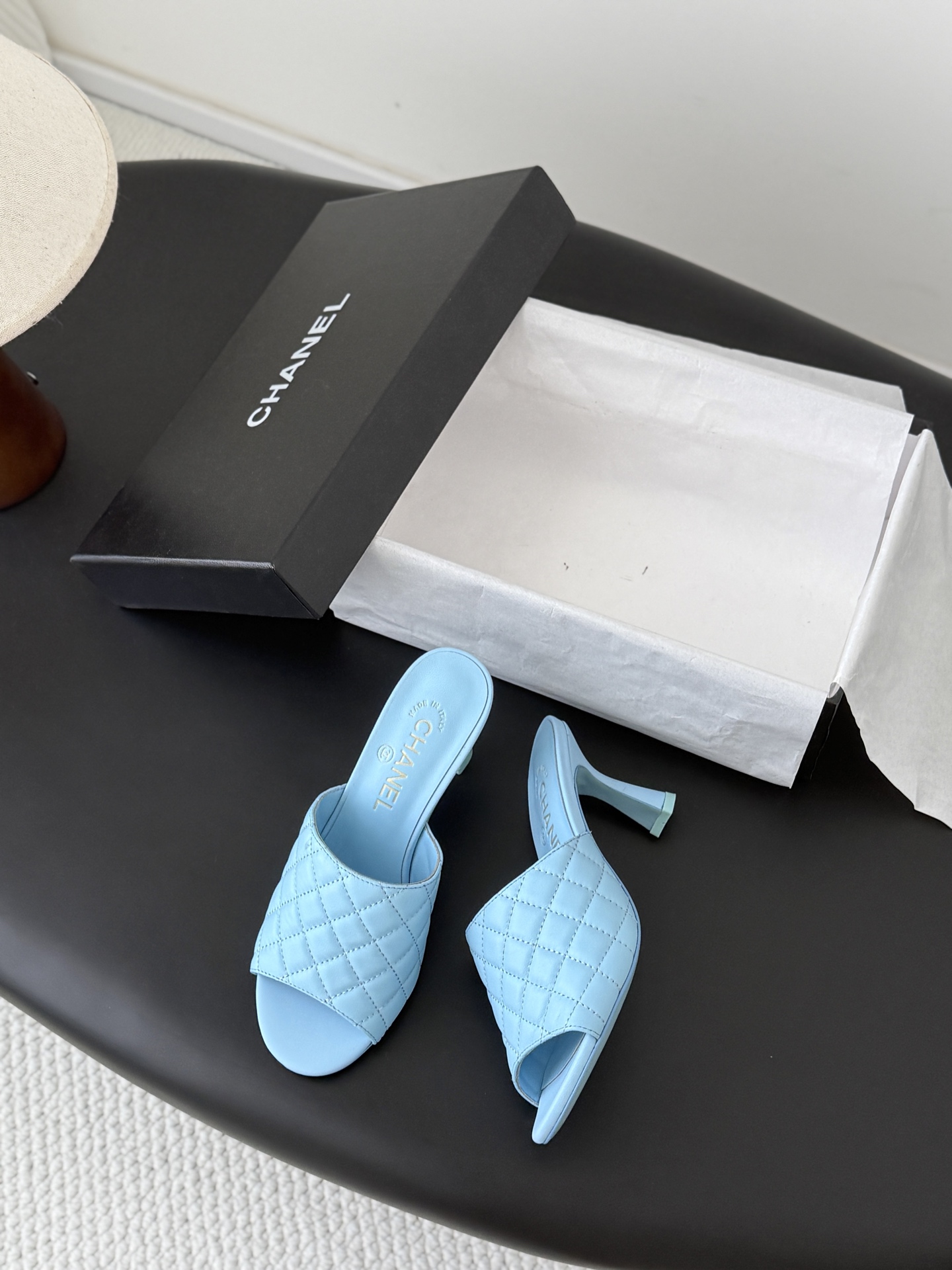 Chan 26ss kitten heels sandals