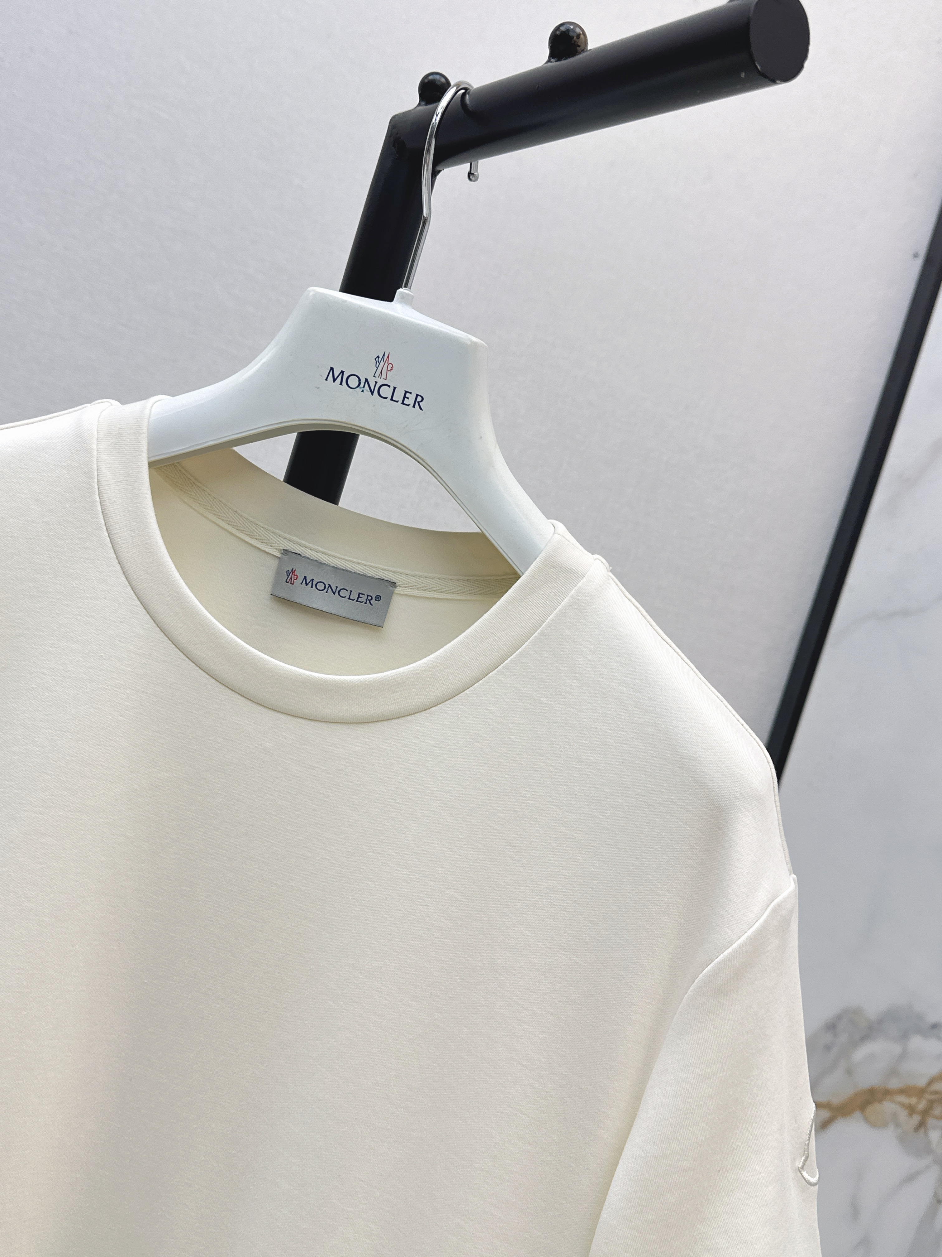 Monc 26ss contact pleated dress