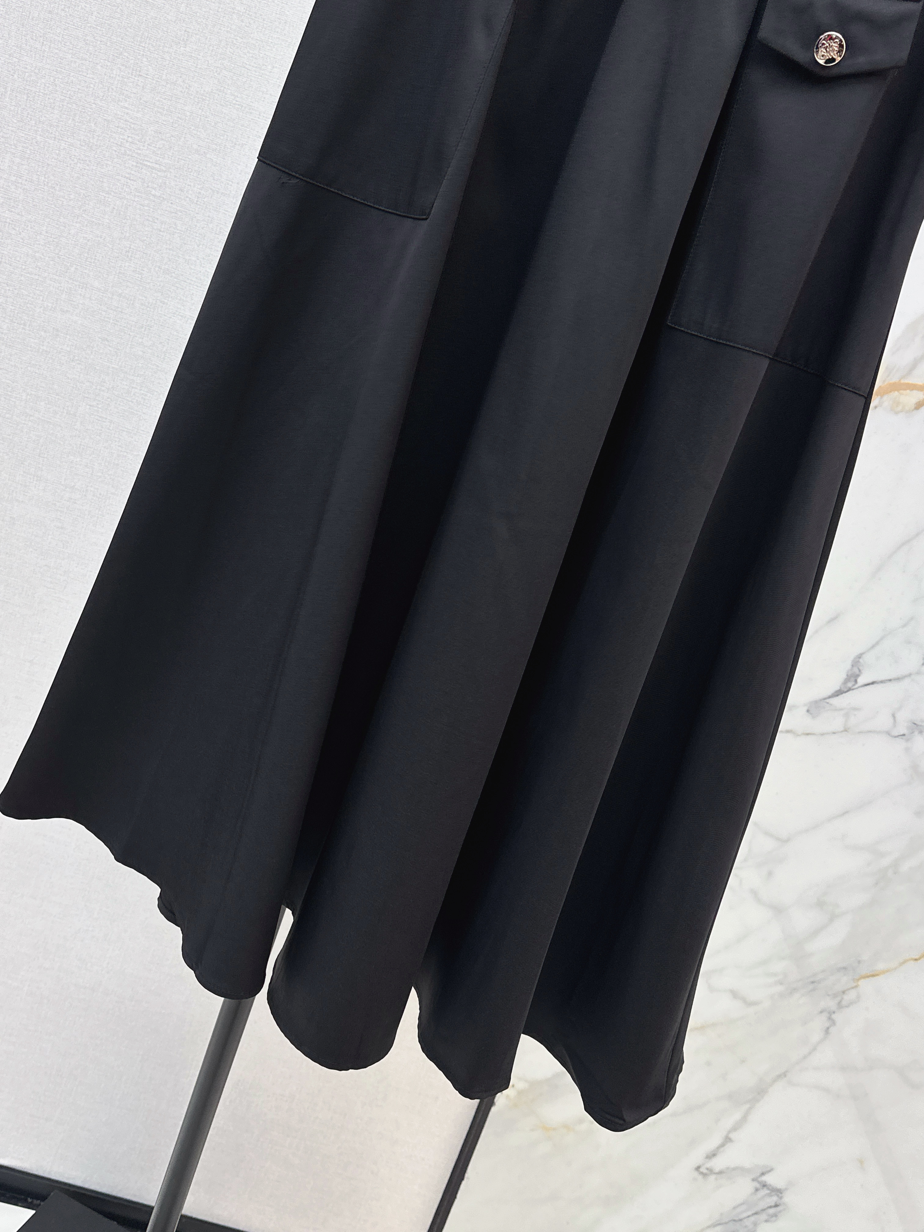 Loe 26ss pleated skirts