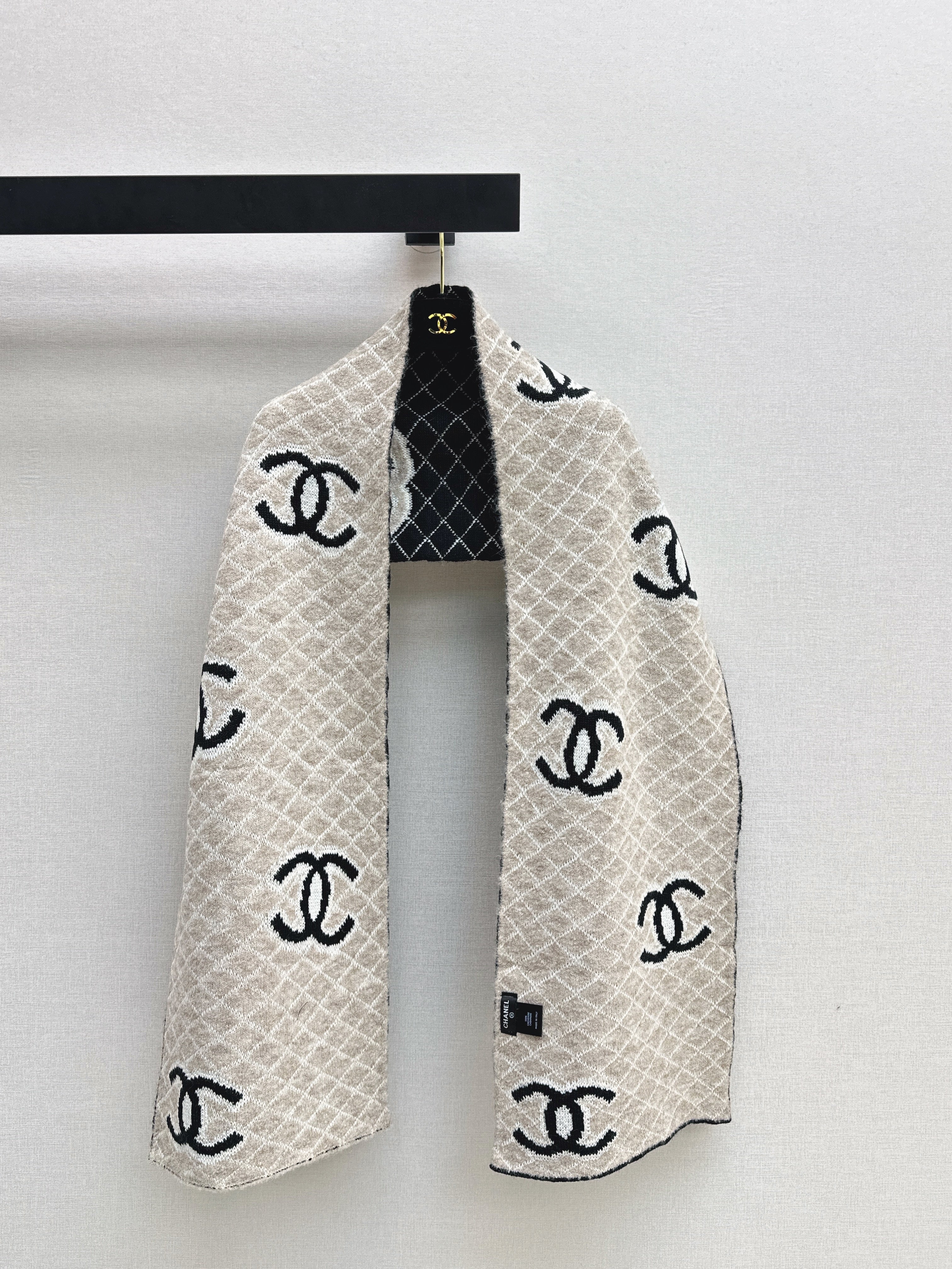 Chan 26ss cashmere scarf