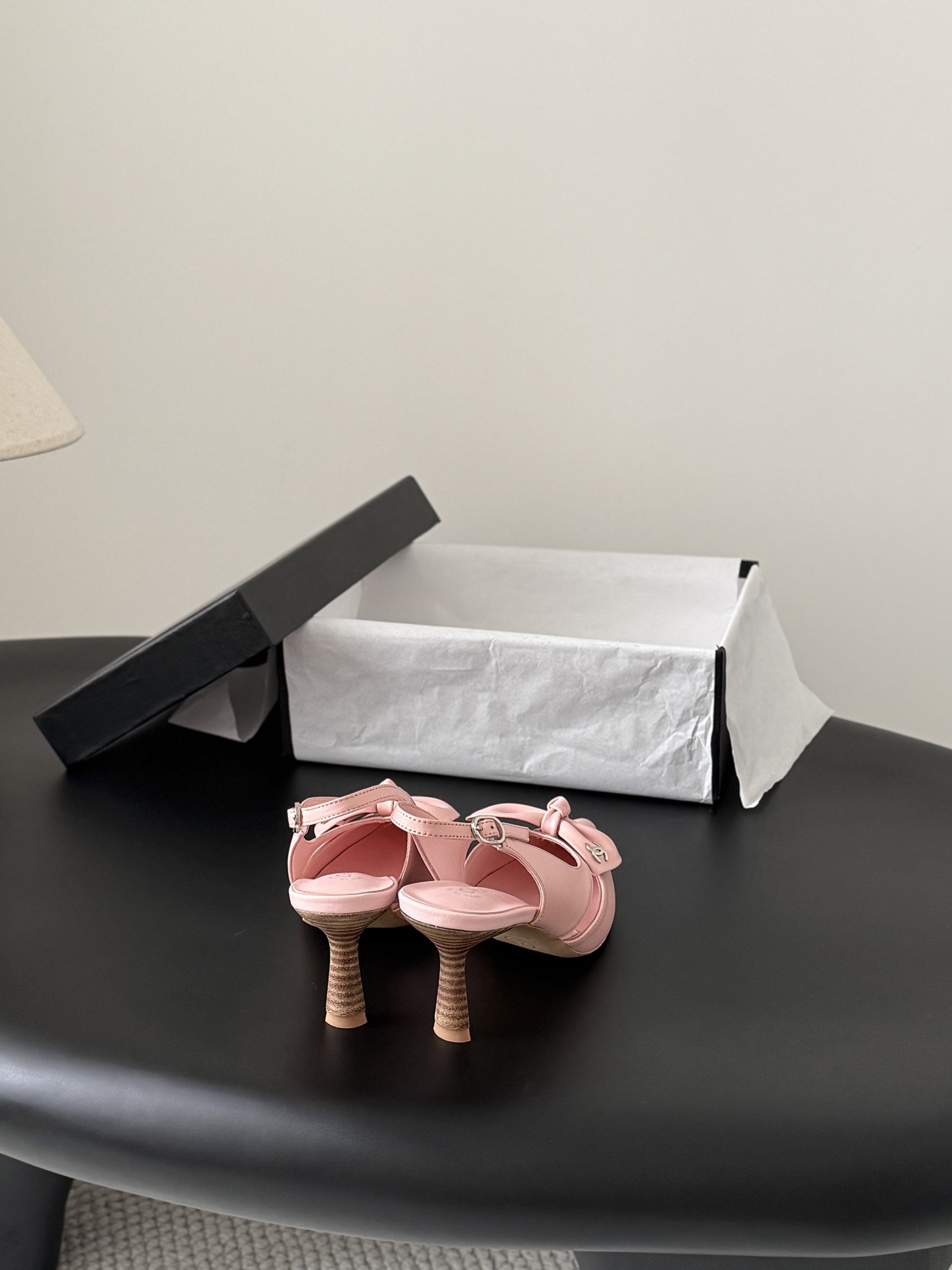 Chan 26ss bow slingback heel