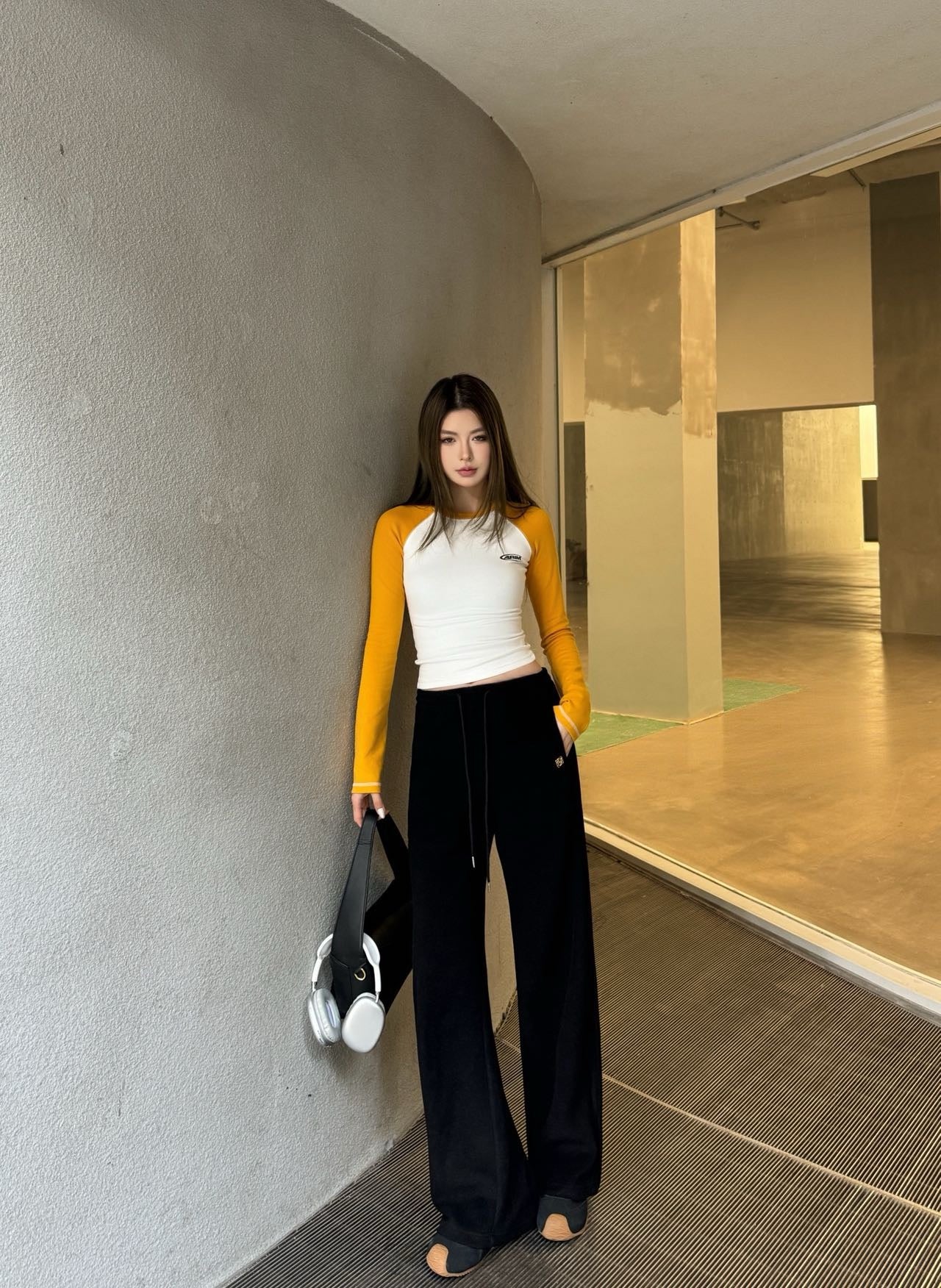 Loe 25fw wide pants