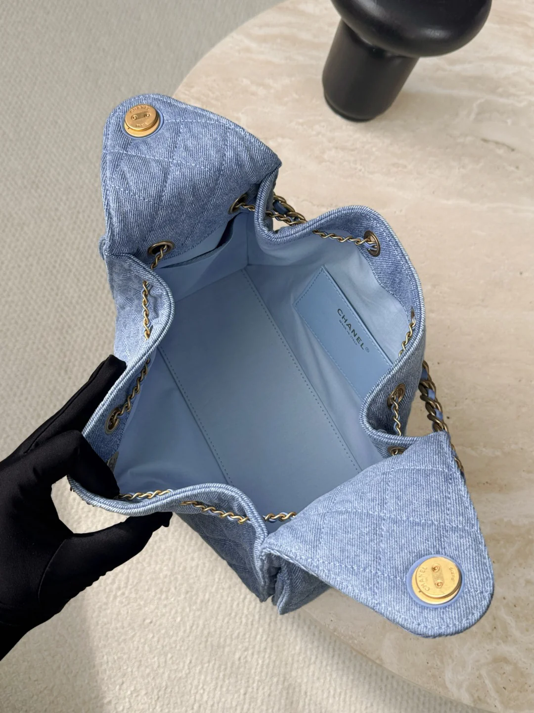 Chan 25S hobo bags