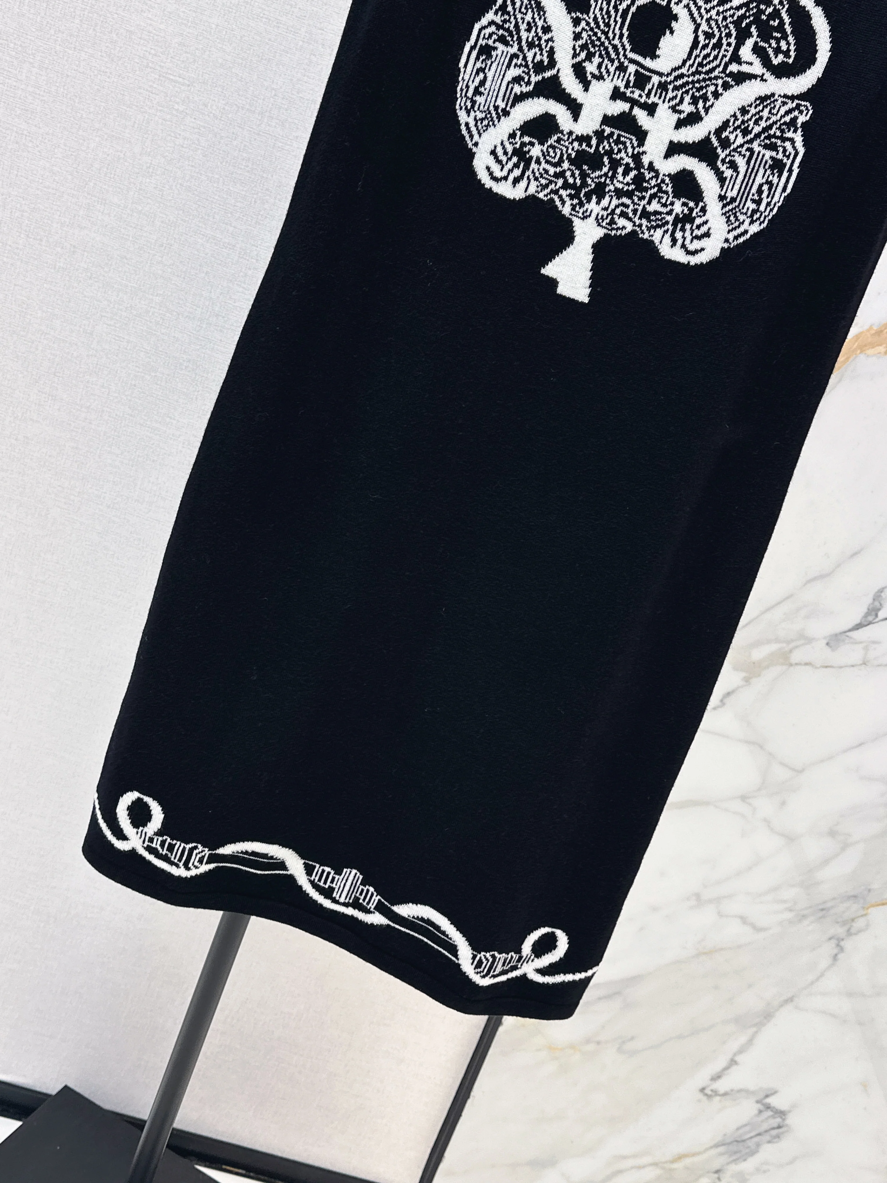 Herm 26ss jacquard sleeveless dress