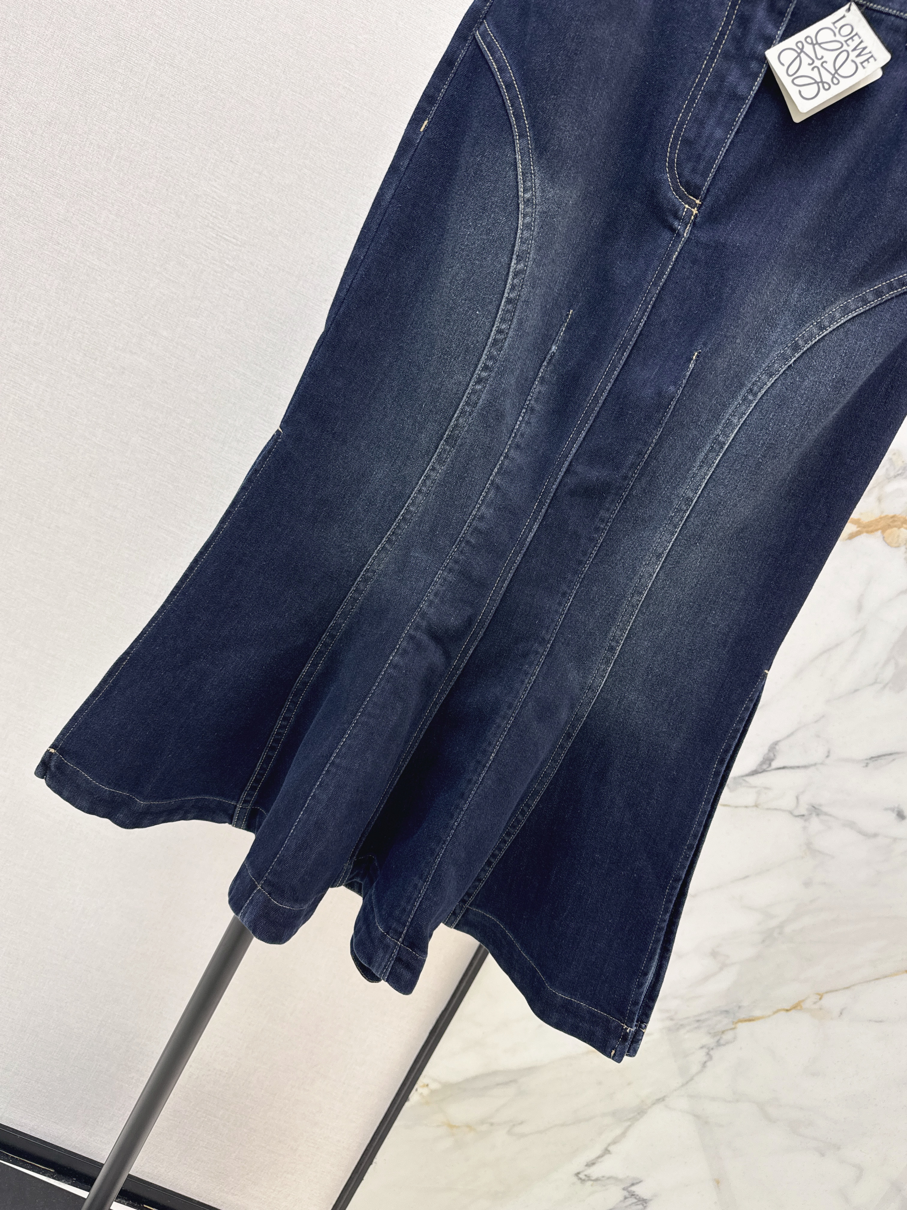 Loe 26ss mermaid skirt