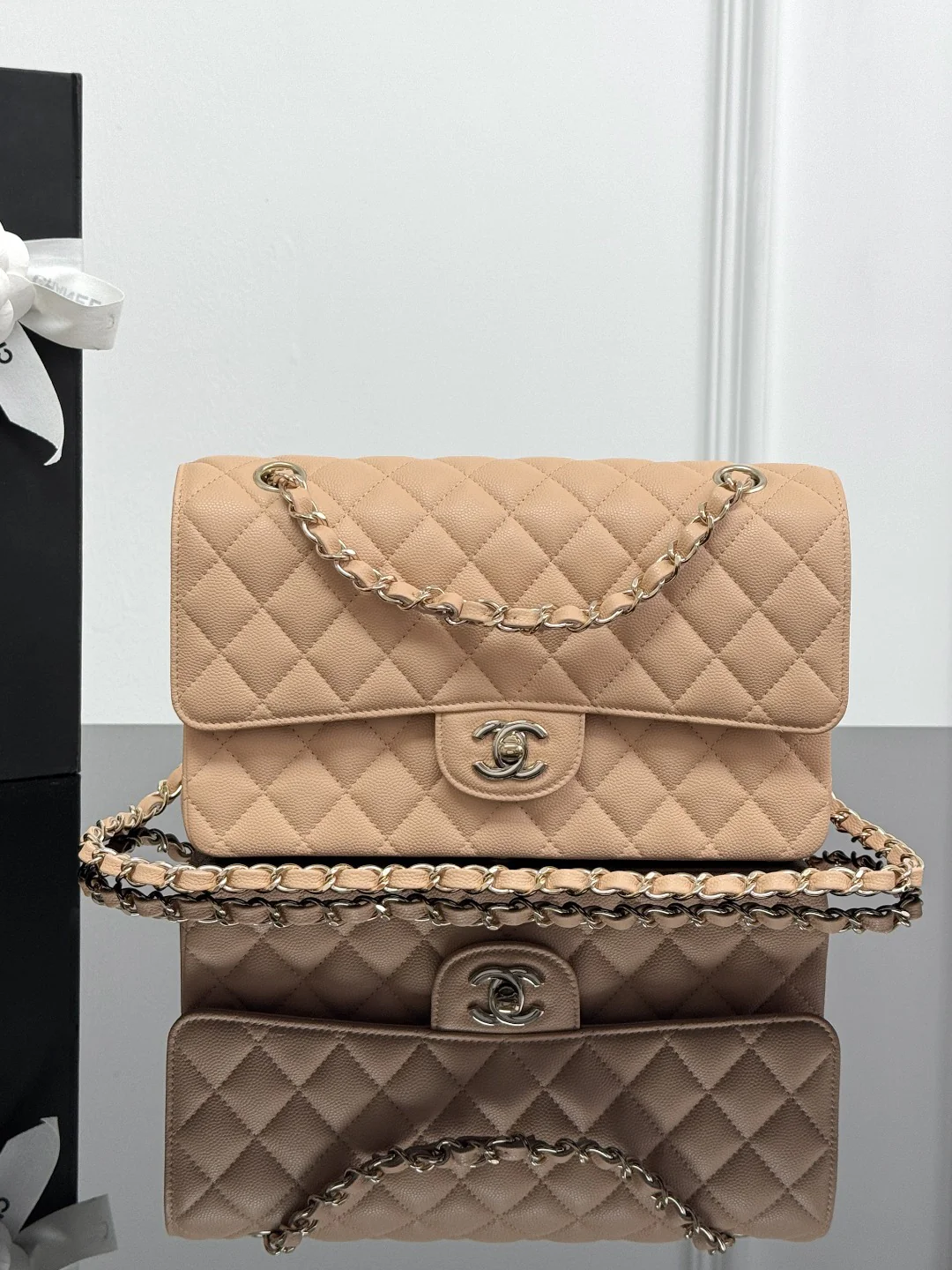 Chan cf25 chain shoulder bag