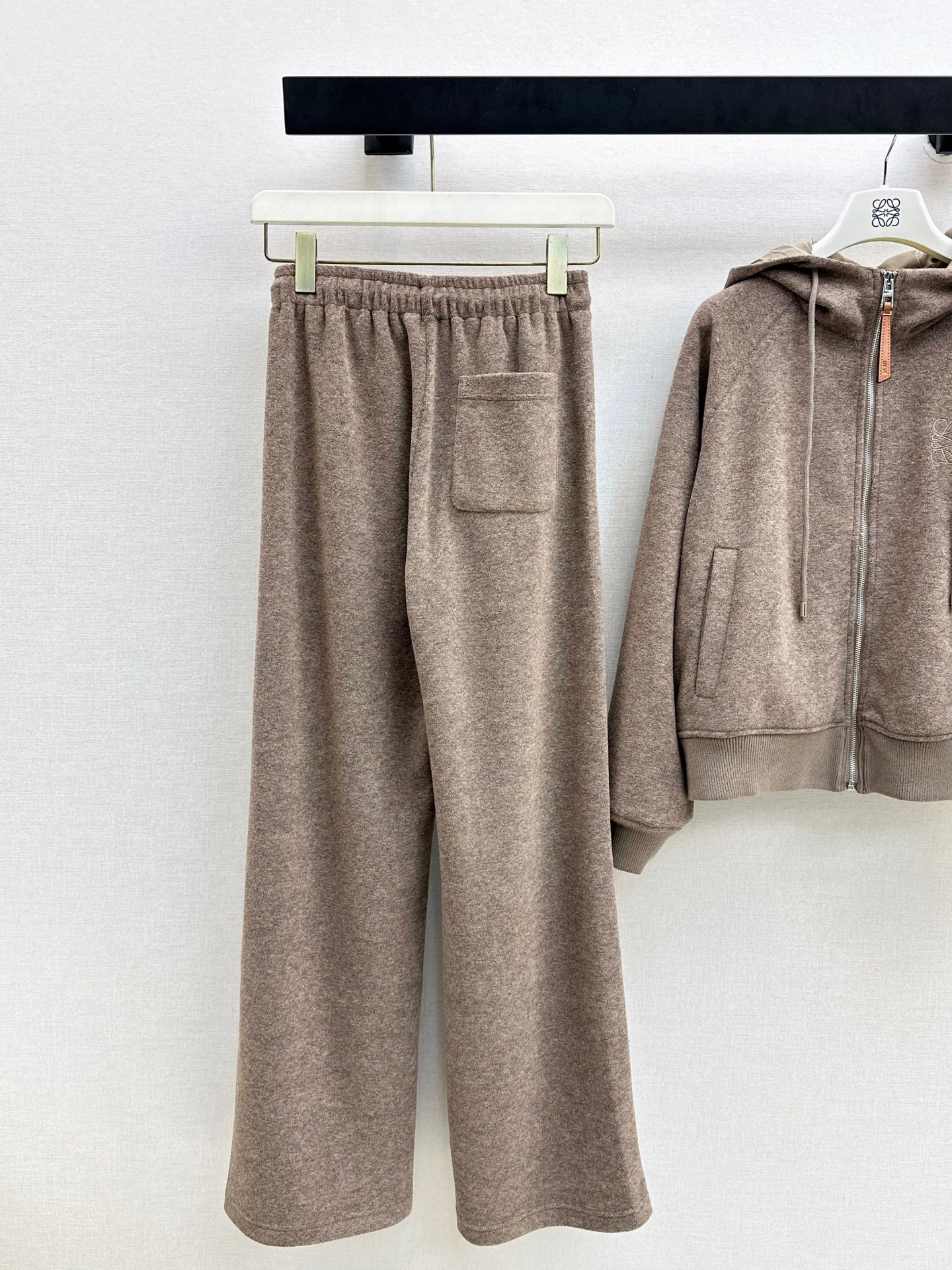 Loe 26ss outfit sets hooded jacket +pant