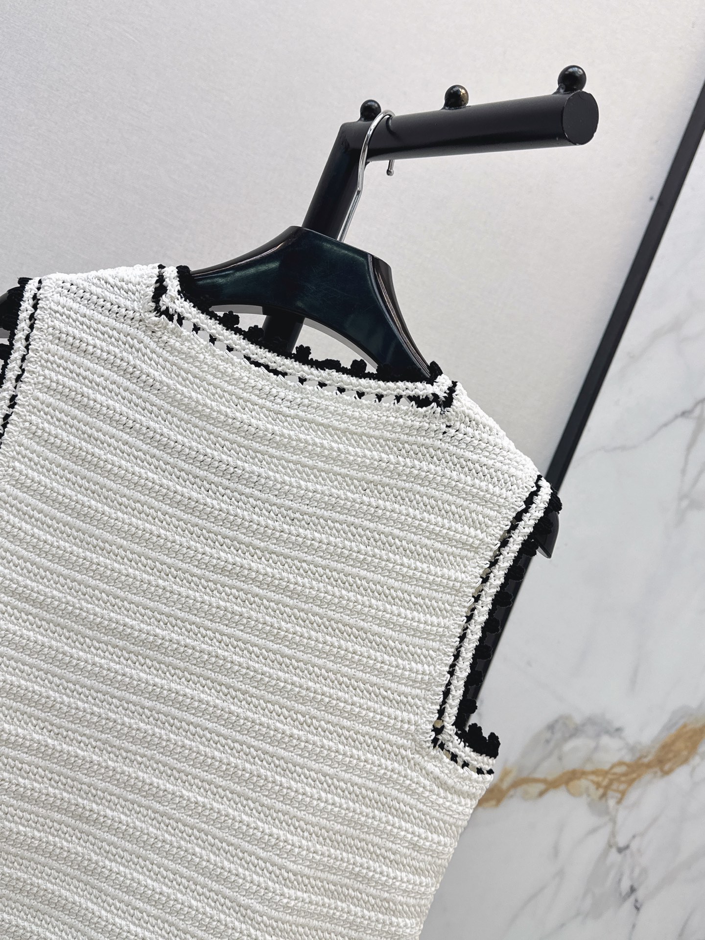 Celi 26ss sleeveless knit vest