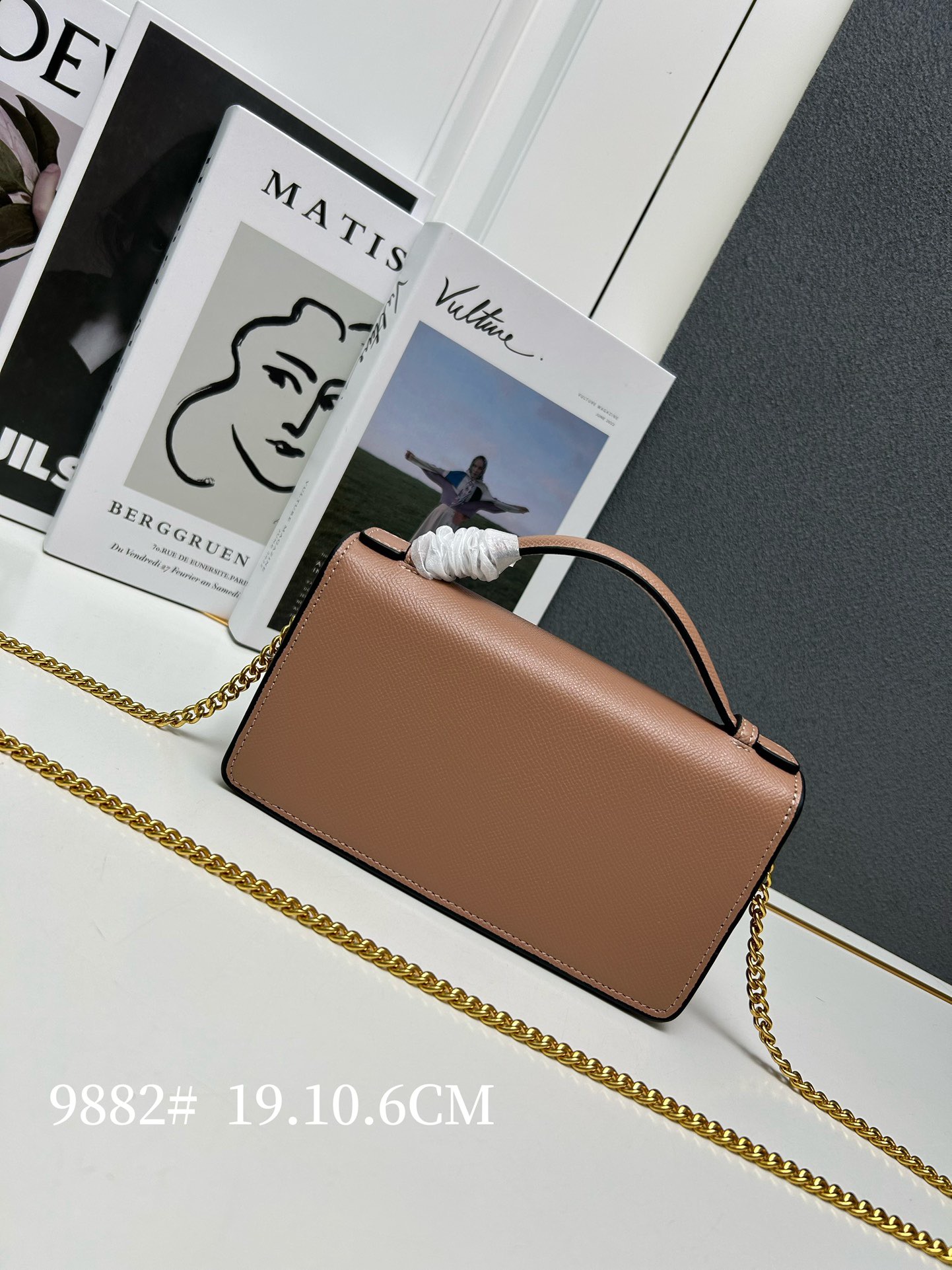 Valenti 26ss garavani vring bag
